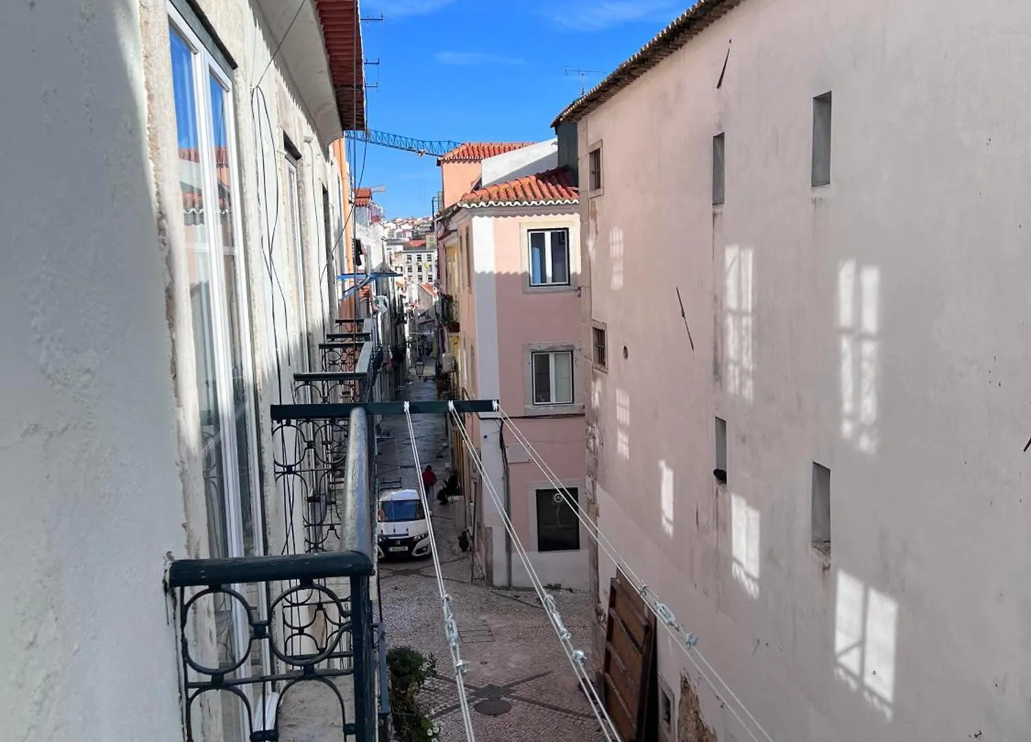 Joivy Bohemian Flat With Study Near The Centre Apartment Lisbon Portugal