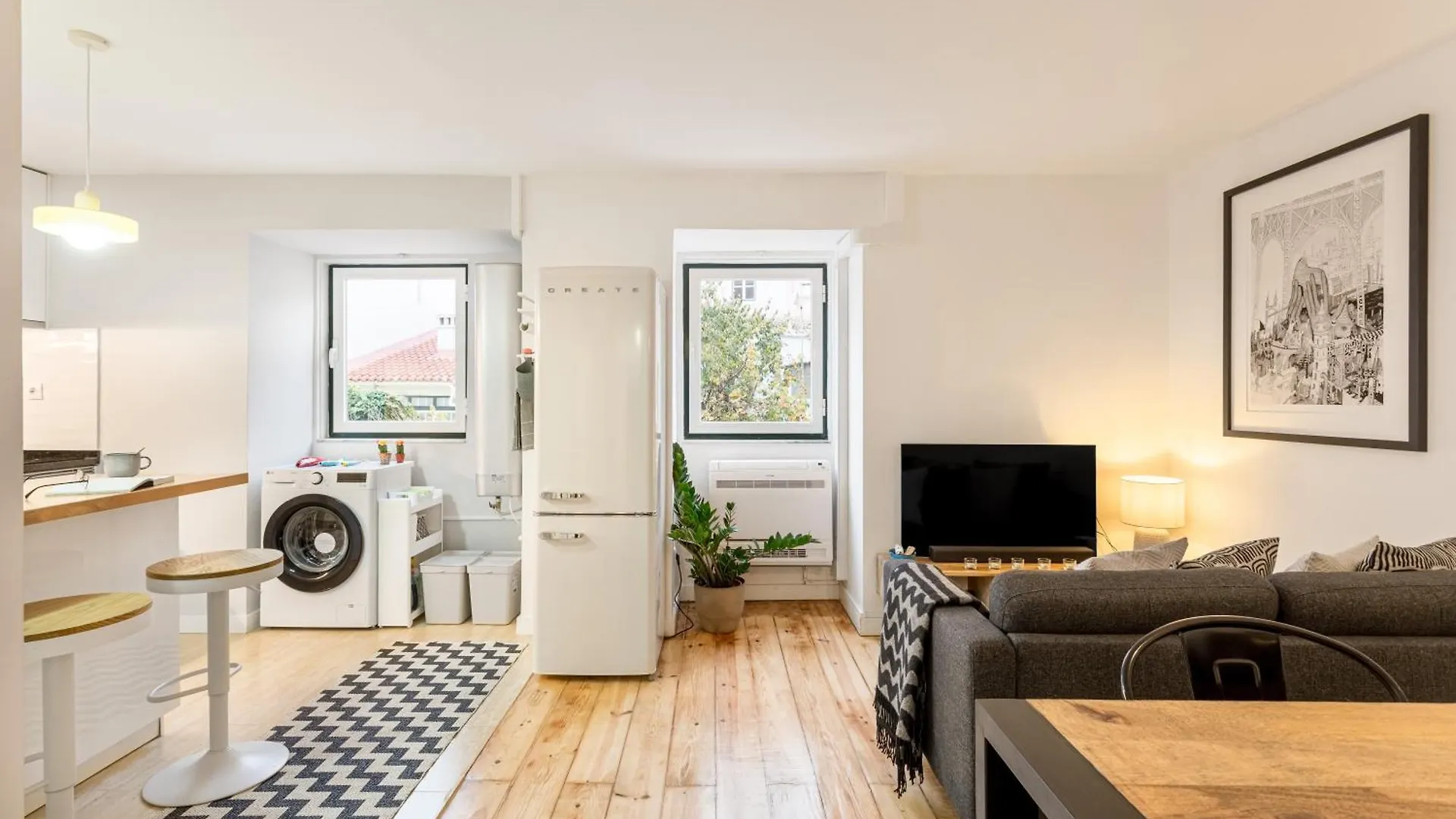 Joivy Bohemian Flat With Study Near The Centre Apartment Lisbon