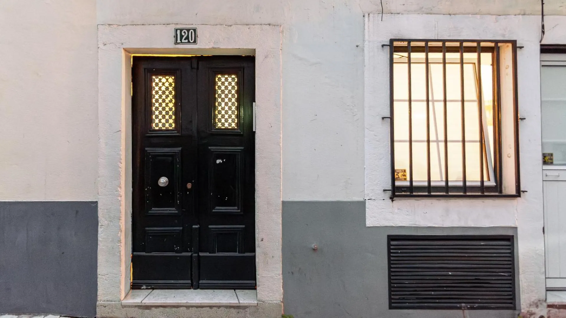 Joivy Bohemian Flat With Study Near The Centre Apartment Lisbon 0*,
